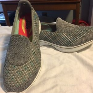 Skecher Goga Max sneakers